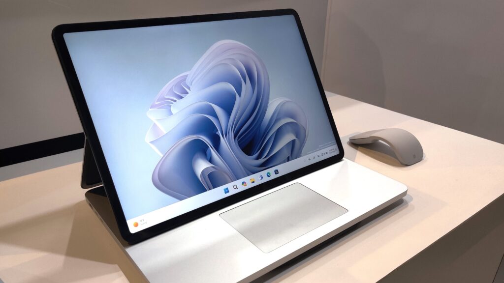 Microsoft Surface Laptop Studio 2 i7-13800H / RTX 4060 / 64GB / 4TB