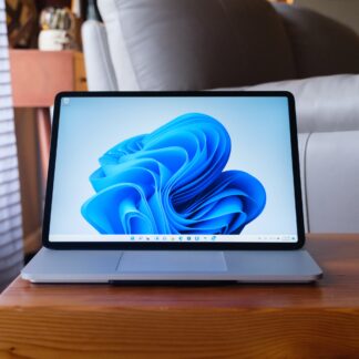 Microsoft Surface Laptop Studio 2 i7-13800H / RTX 2000 Ada / 16GB / 1TB