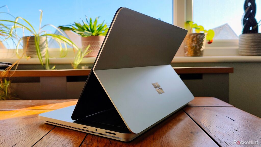 Microsoft Surface Laptop Studio 2 i7-13800H / RTX 2000 Ada / 32GB / 4TB
