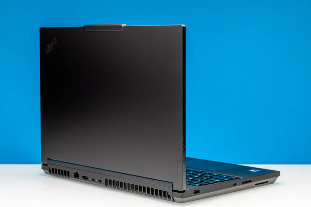 Lenovo ThinkPad P16 Gen 3 Ultra 9 285HX / RTX 5000 Ada / 32GB / 2TB