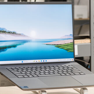 Dell Precision 5690 Ultra 9 185H / RTX 4090 / 64GB / 4TB