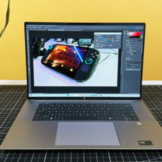 HP ZBook Studio 16 G11 Ultra 9 185H / RTX 3000 Ada / 64GB / 4TB