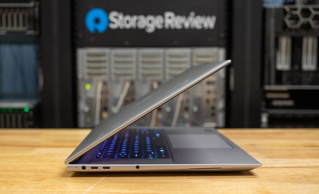 HP ZBook Fury 16 G11 Core i9-14900HX RTX 5000 Ada / 32GB / 2TB