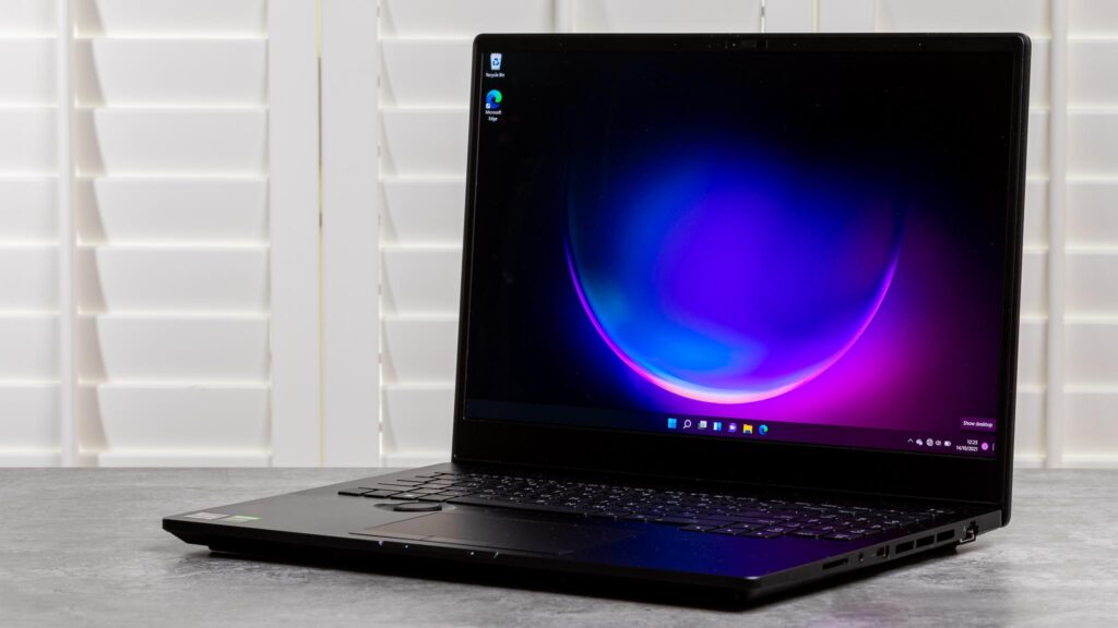Asus ProArt Studiobook 16 RTX 4070 / 32GB / 2TB