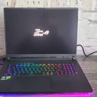 Asus ROG Strix Scar 18 2025 RTX 5090 / Ultra 9 275HX / 32GB / 2TB
