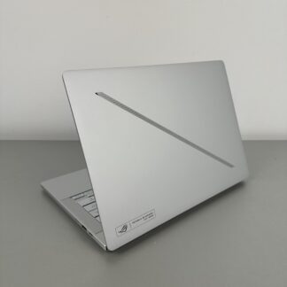 Asus ROG Zephyrus G14 2025 Ryzen AI 9 HX 370 / RTX 5070 Ti / 64GB / 1TB