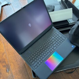 Dell 18 Area-51 RTX 5090 / Ultra 9 275HX / 32GB / 2TB