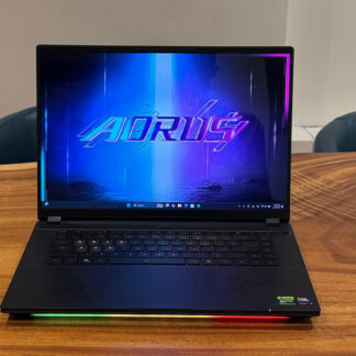 Gigabyte Aorus Master 16 RTX 5080 / Ultra 9 275HX / 32GB / 2TB