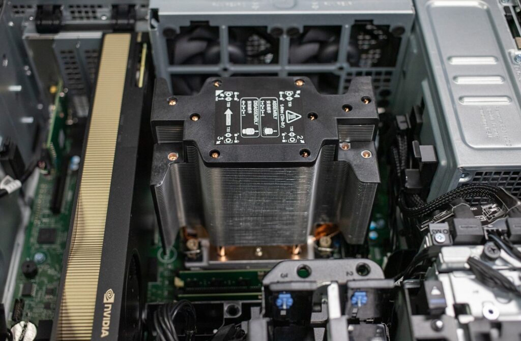 Dell Precision 5860 Tower Xeon w5-2445 / RTX A4000 / 64GB / 2TB