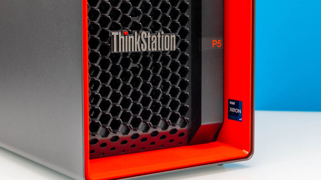 Lenovo ThinkStation P5 Xeon W5-2455X / 32GB / 1TB