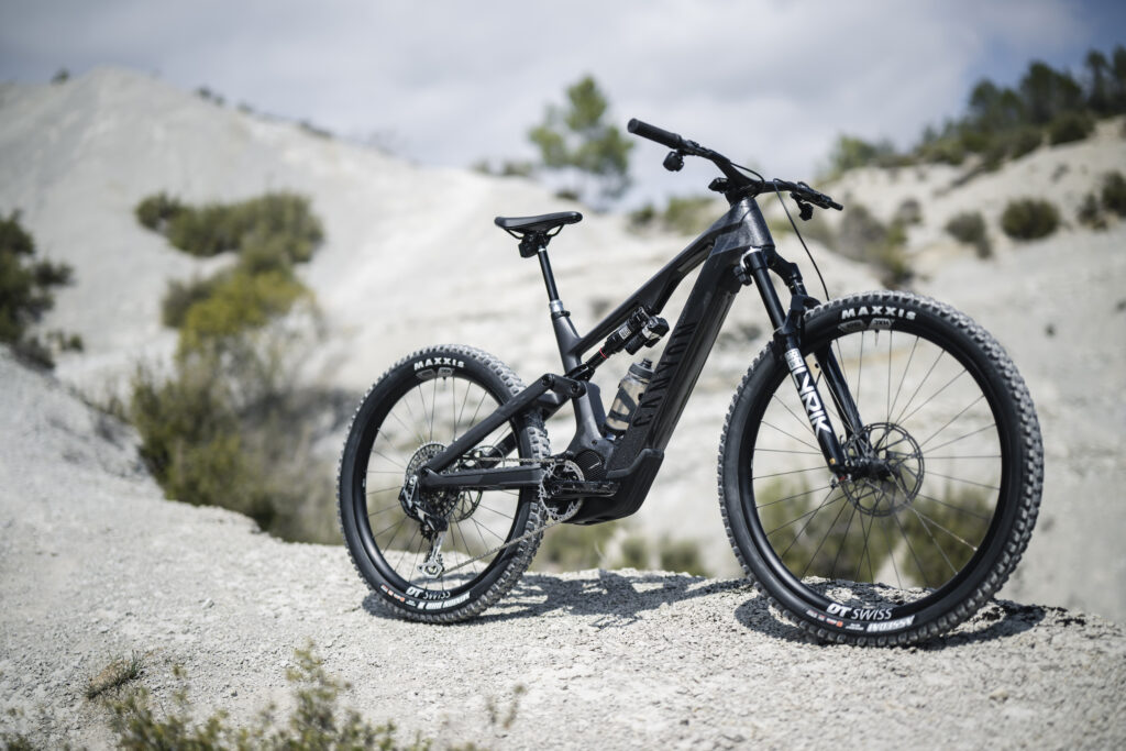 Canyon Spectral:ON CFR LTD Size S