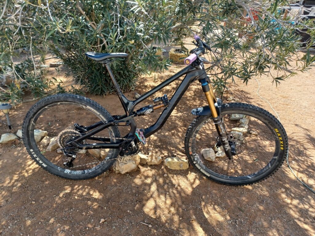 Canyon Torque:ON CF 9 Size M