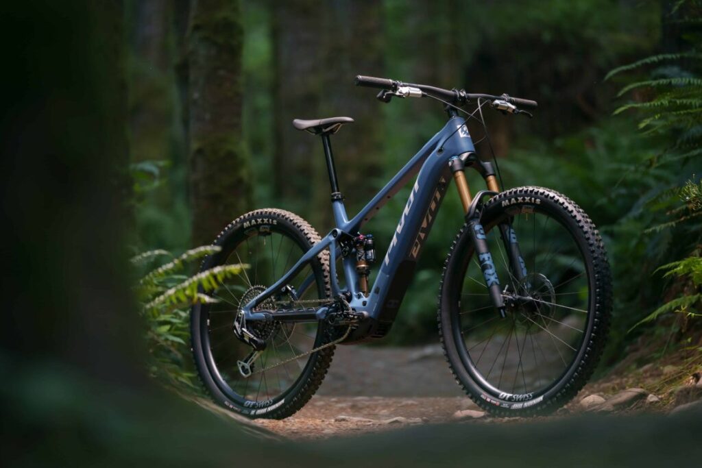 Pivot Shuttle AM Team XX Talla S