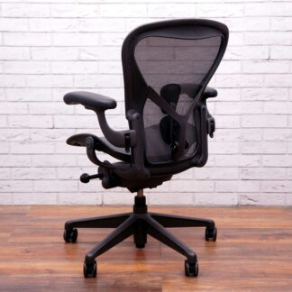 Herman Miller Miller Miller Aeron Remastered Size B