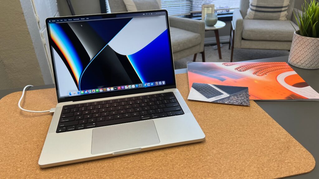 Apple MacBook Pro 14 M4 Pro M4 Pro / 24GB / 2TB Silver