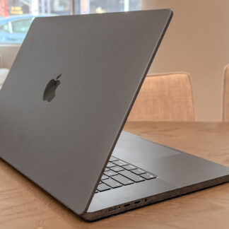 Apple MacBook Pro 16 M5 M5 Max / 128GB / 8TB Negro Espacial