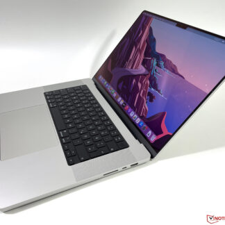 Apple MacBook Pro 16 M5 M5 Max / 48GB / 2TB Plata