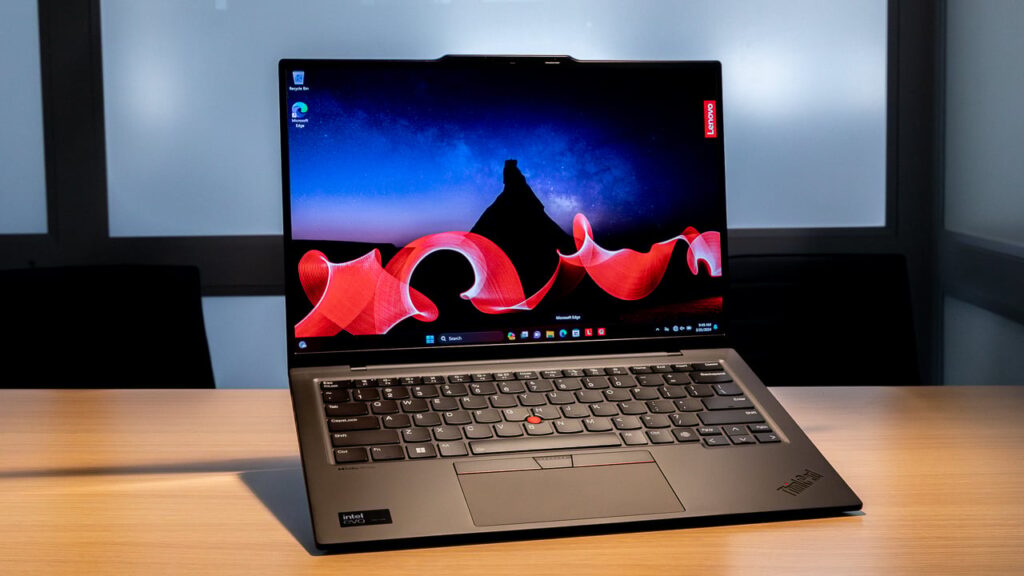 Lenovo ThinkPad X1 Carbon Gen 12 Ultra 7 258V / 16GB / 2TB
