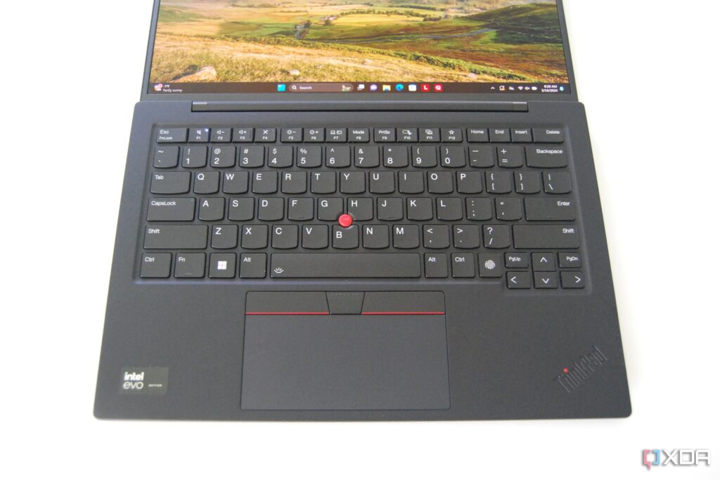 Lenovo ThinkPad X1 Carbon Gen 12 Ultra 7 258V / 64GB / 1TB