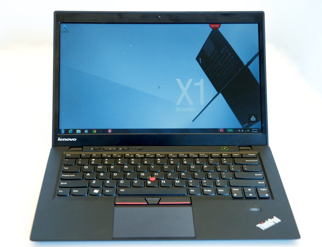 Lenovo ThinkPad X1 Carbon Gen 11 i7-1370P / 32GB / 1TB