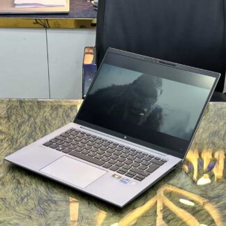 HP ZBook Firefly 16 G11 Ultra 9 185H / RTX A1000 / 32GB / 512GB
