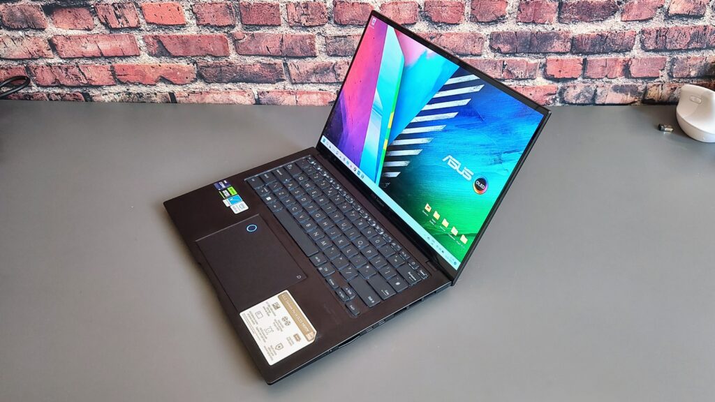 Asus ProArt Studiobook 16 OLED Core i9-13980HX RTX 4070 / 64GB / 1TB