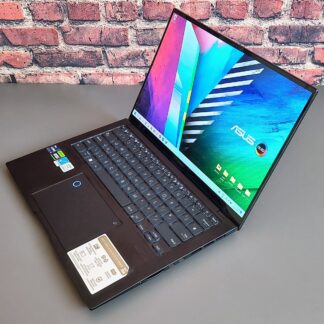 Asus Zenbook Pro 14 OLED Ultra 9 185H / RTX 4070 / 16GB / 2TB