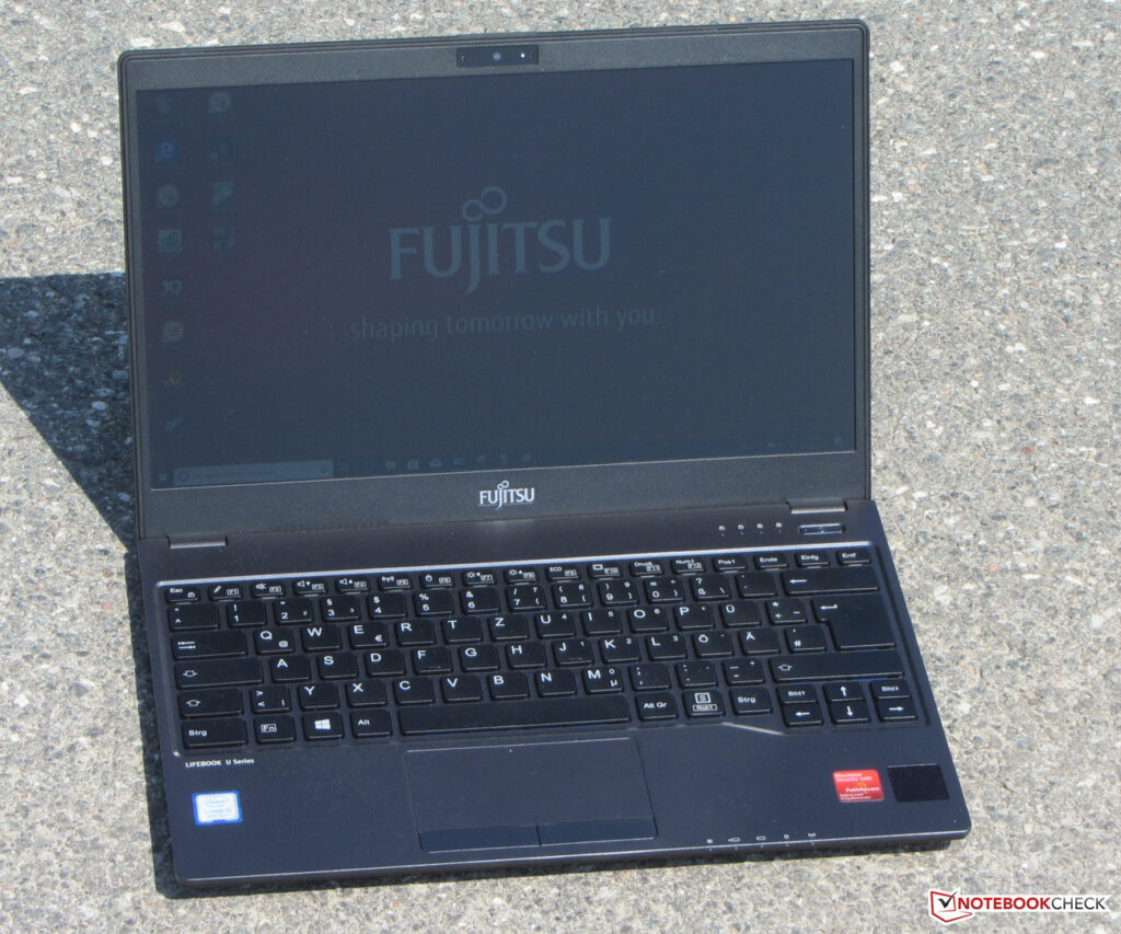 Fujitsu Lifebook U9414 Ultra 7 255H / 64GB / 512GB