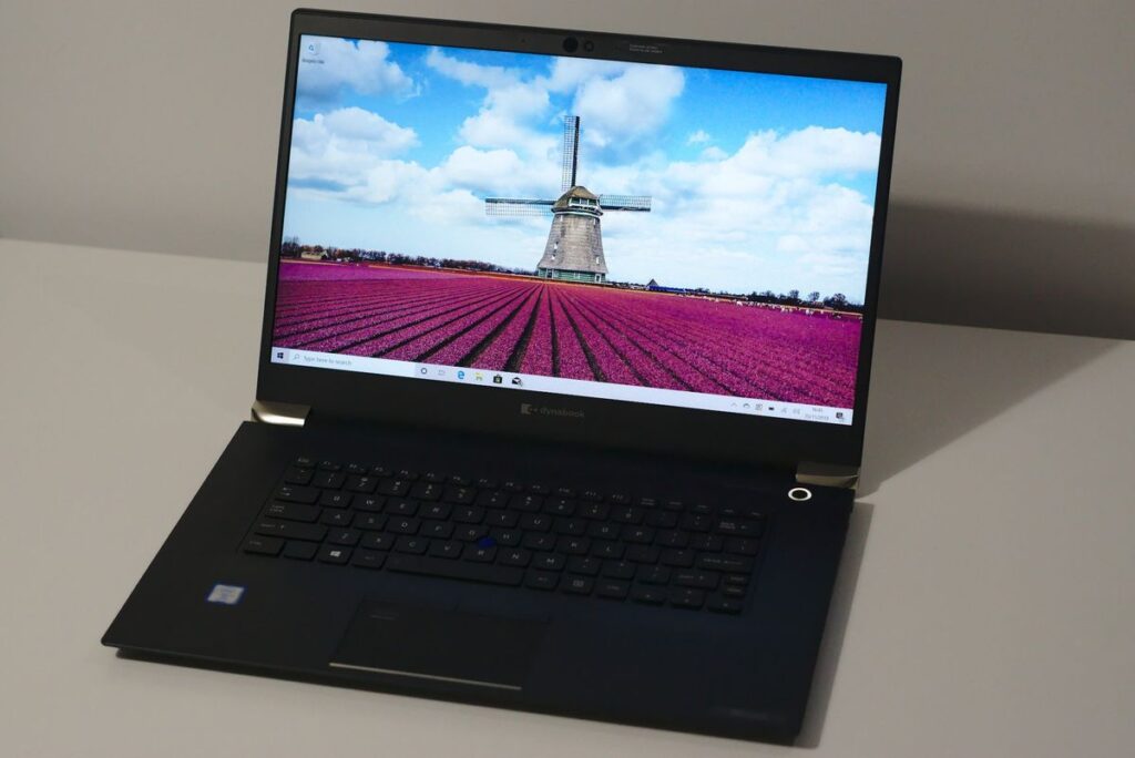 Dynabook Tecra A60-M Ultra 7 255H / 32GB / 2TB