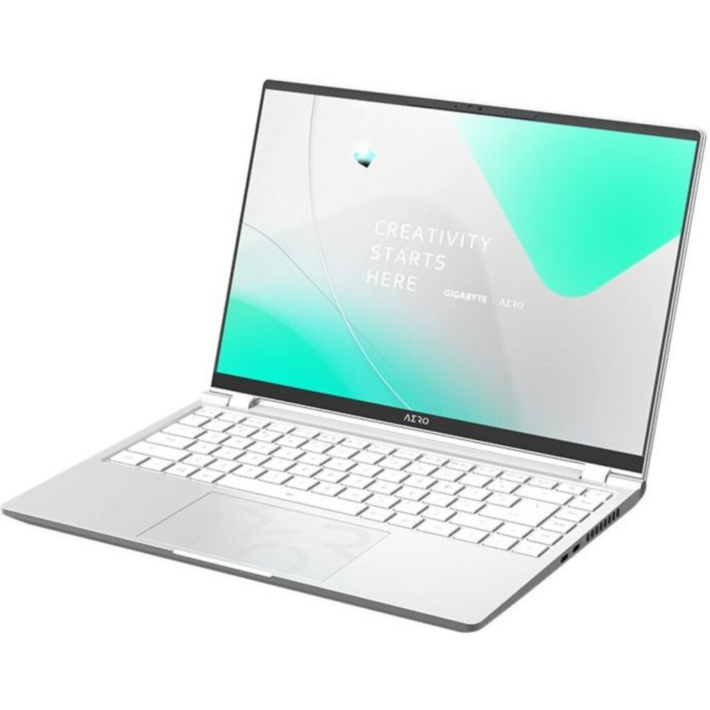 Gigabyte Aero 16 OLED Ultra 9 185H / RTX 4070 / 16GB / 1TB