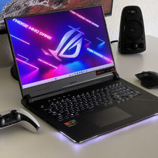 Asus ROG Strix Scar 17 2023 i9-13980HX / RTX 4090 / 32GB / 1TB