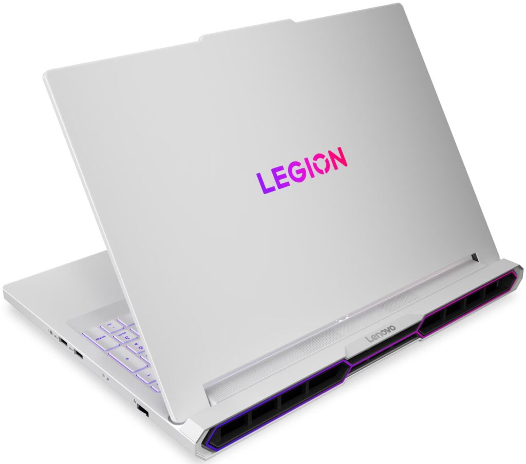 Lenovo Legion Pro 7i Gen 8 i9-13900HX / RTX 4080 / 32GB / 1TB