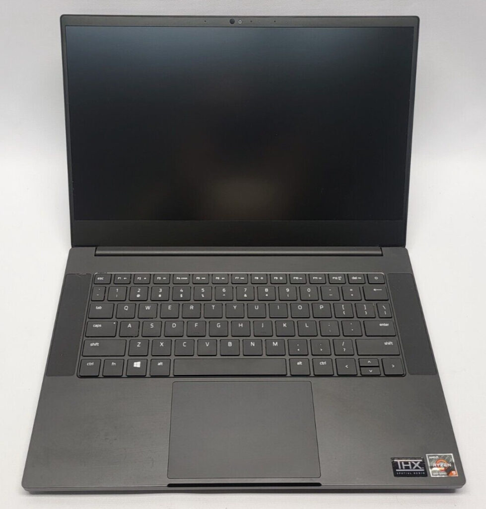 Razer Blade 14 2024 Ryzen 9 8945HS / RTX 4070 / 64GB / 1TB