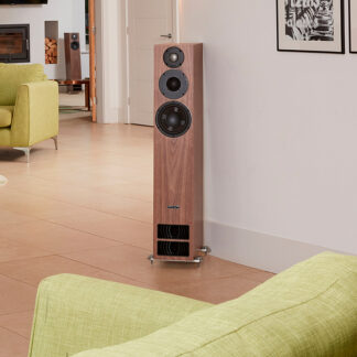 B&W 703 S3 (pair) Oak