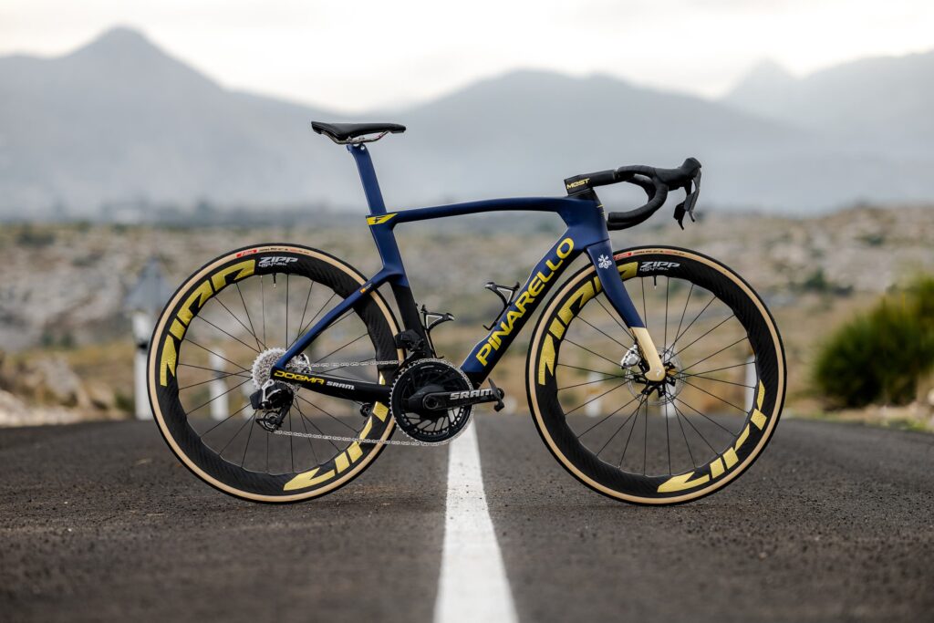 Pinarello Dogma F eBike? E-Road Talla S
