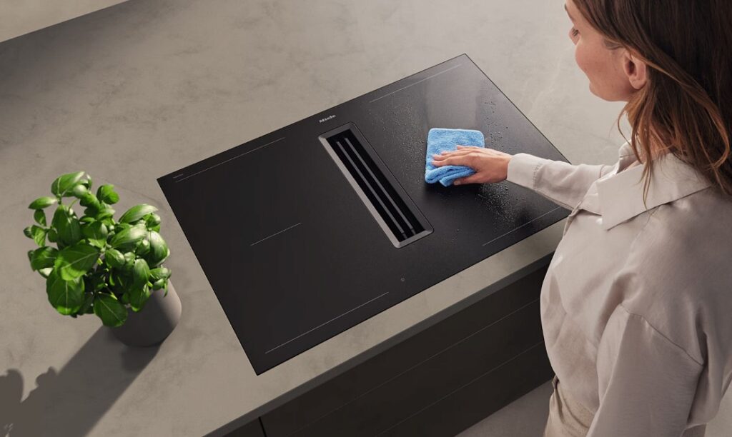 Miele KMDA 7876 FL-U Inducción con Extractor