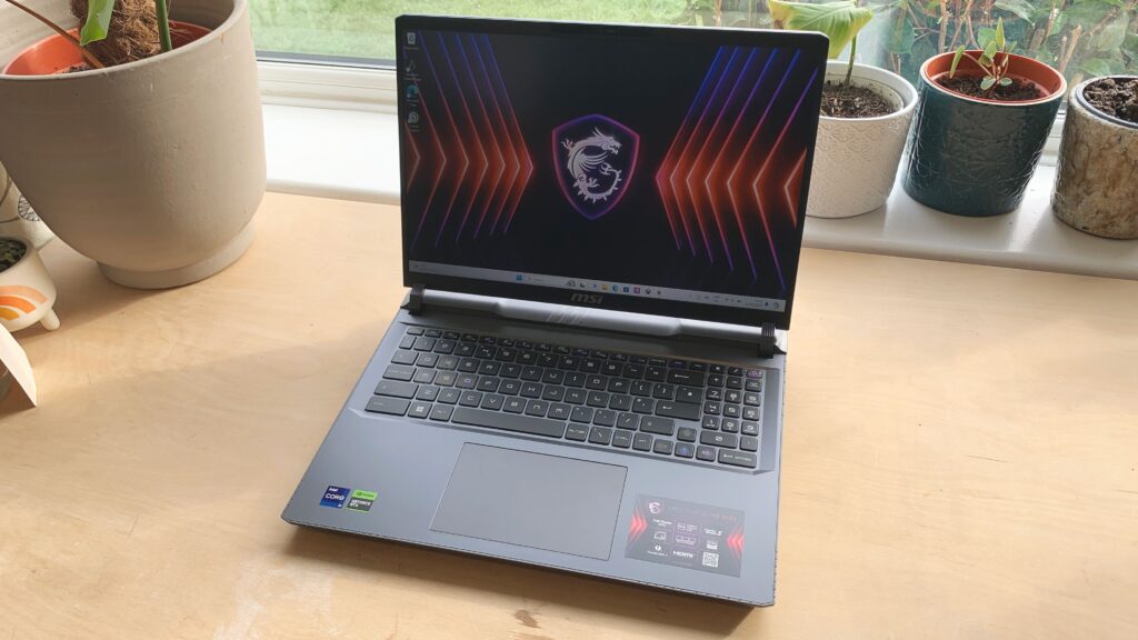 MSI Vector 16 HX AI Ultra 9 275HX / RTX 5080 / 64GB / 2TB