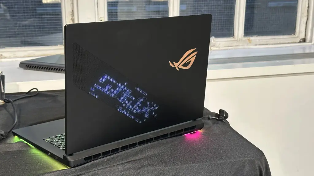 Asus ROG Strix SCAR 18 G835 Ultra 9 275HX / RTX 5080 / 32GB / 1TB