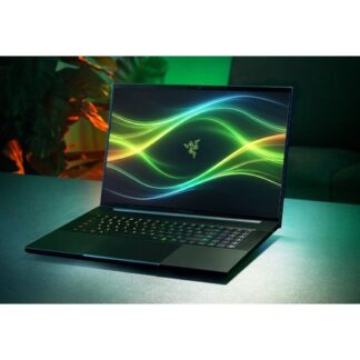 Razer Blade 18 2025 Ultra 9 275HX / RTX 5080 / 32GB / 2TB