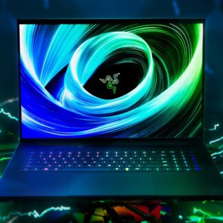 Razer Blade 16 2025 Ryzen AI 9 HX 370 / RTX 5080 / 64GB / 2TB