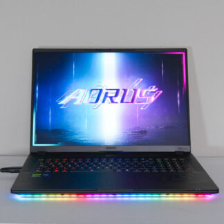 Gigabyte Aorus Master 18 Ultra 9 275HX / RTX 5080 / 32GB / 2TB