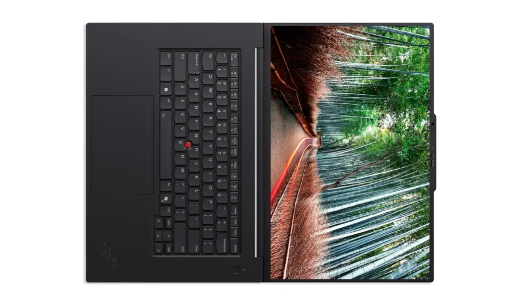 Lenovo ThinkPad P1 Gen 8 Ultra 9 285H / RTX PRO 2000 Blackwell / 64GB / 1TB