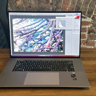 HP ZBook Studio 16 G11 Ultra 9 185H / RTX 2000 Ada / 32GB / 2TB