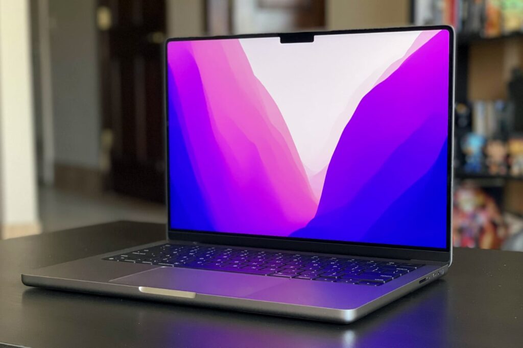 Apple MacBook Pro 14 M4 Max 128GB/4TB Plata
