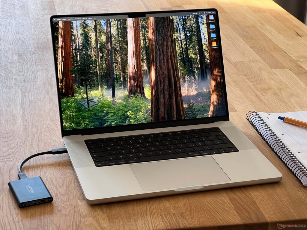 Apple MacBook Pro 16 M4 Max 48GB/2TB Silver