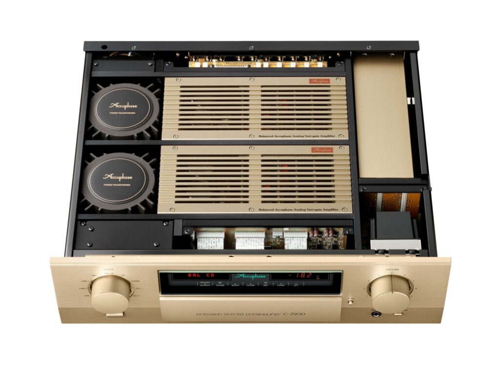 Accuphase C-2900