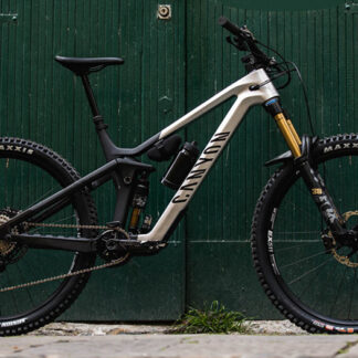 Canyon Strive:ON CFR