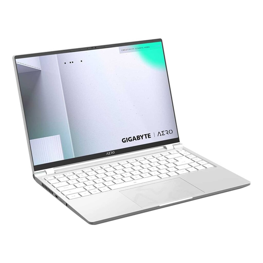 Gigabyte Aero X16 2025 Ryzen AI 9 HX 370 / RTX 5070 / 32GB / 2TB