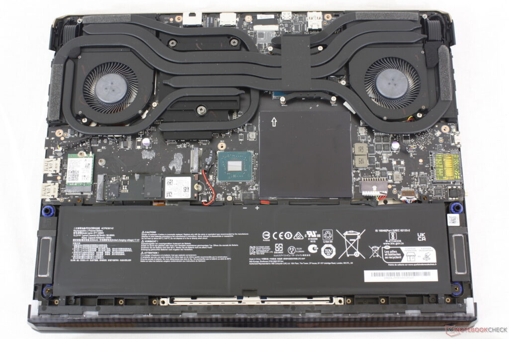 MSI Raider GE68 HX 13V i9-13950HX / RTX 4080 / 64GB / 2TB