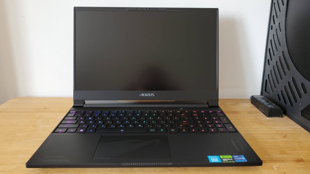 Aorus 15X ASF 2023 i9-13900HX / RTX 4070 / 64GB / 2TB